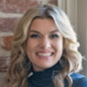 Meet your Posher, Lacey